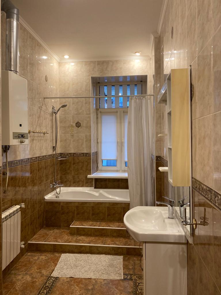 Аренда 2-комнатной квартиры 78 м², Бессарабская пл., 5А