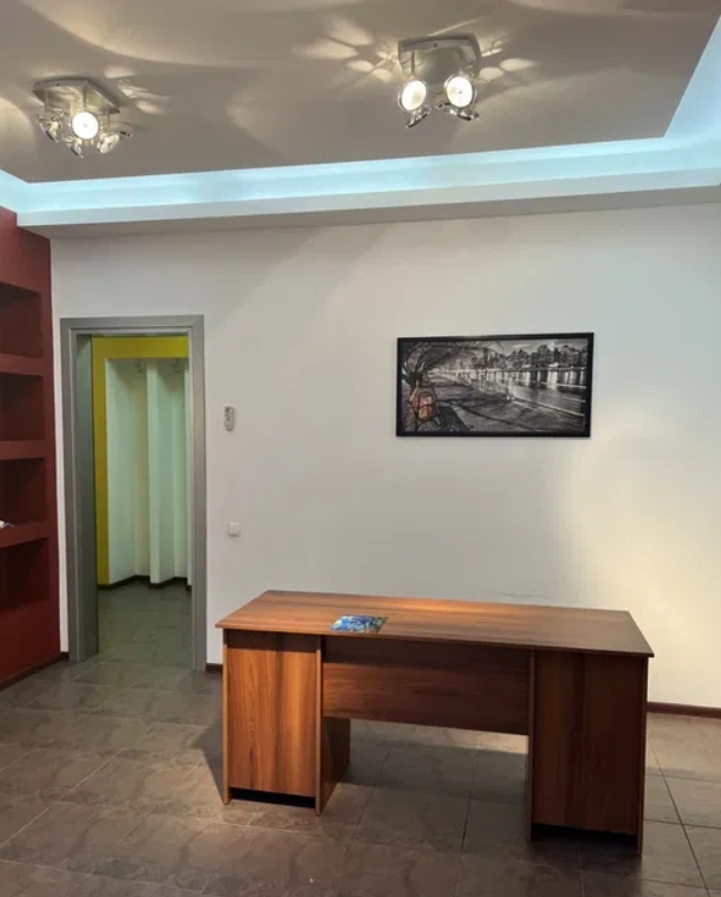 Оренда офісу 160 м², Жуковского вул.