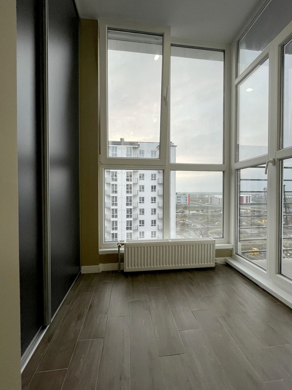 Продаж 2-кімнатної квартири 46 м², Семейная 3