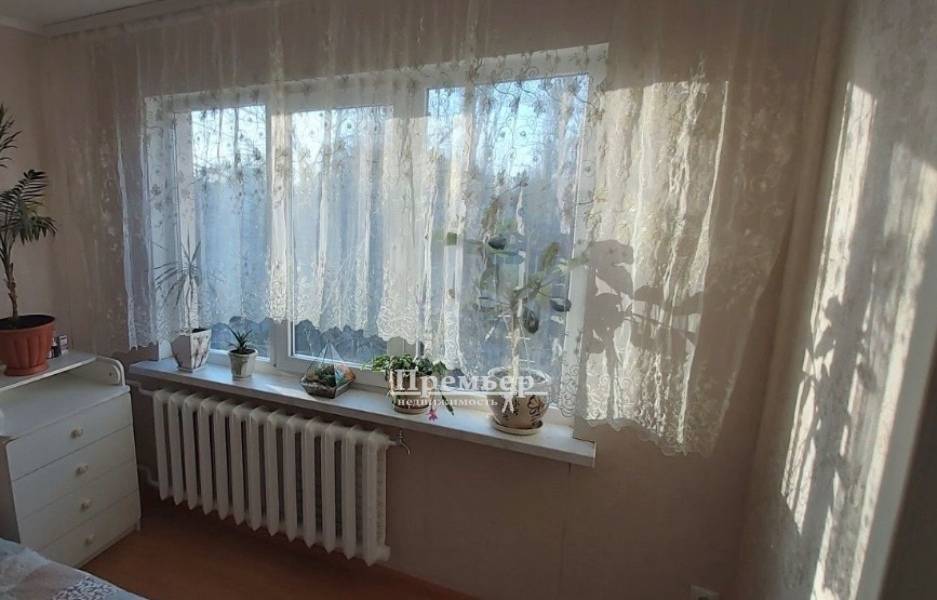 Продажа 3-комнатной квартиры 48 м², Варненская ул.