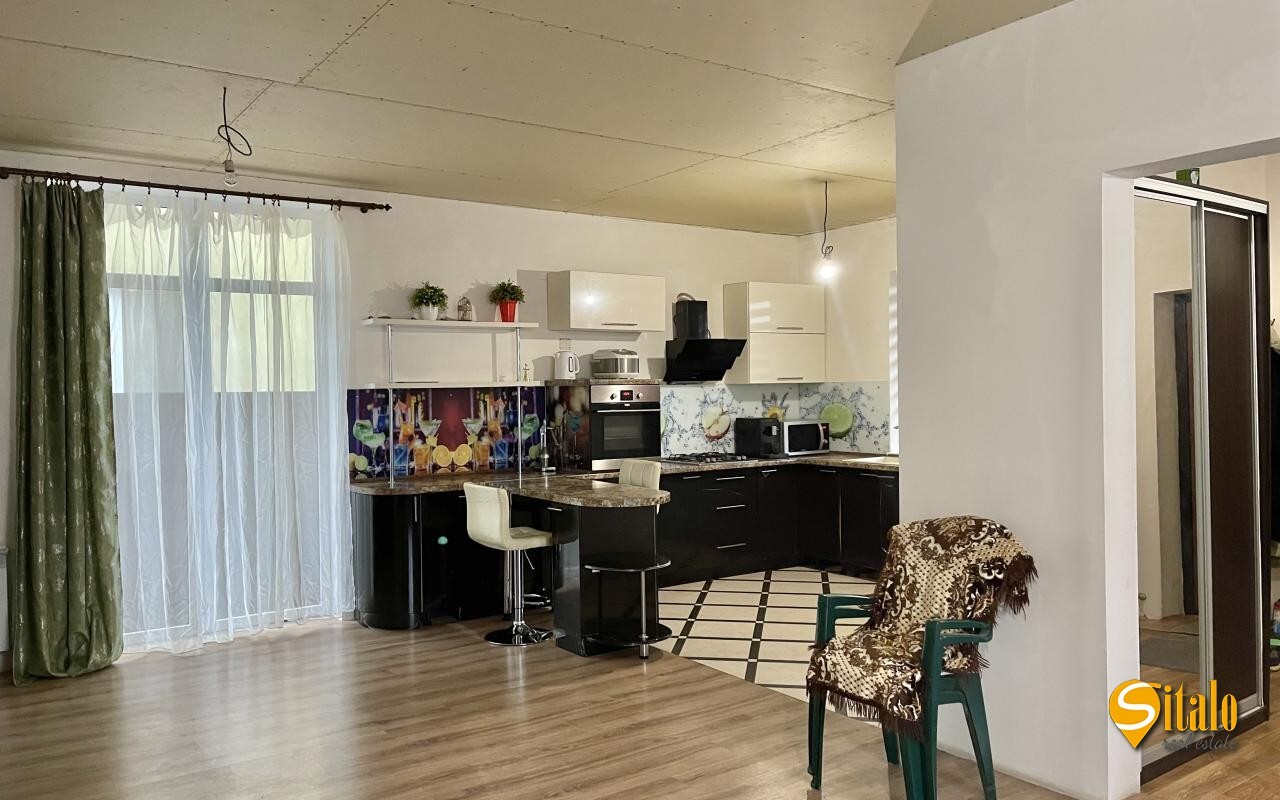 Продажа дома 150 м², 1-я Озерная ул.
