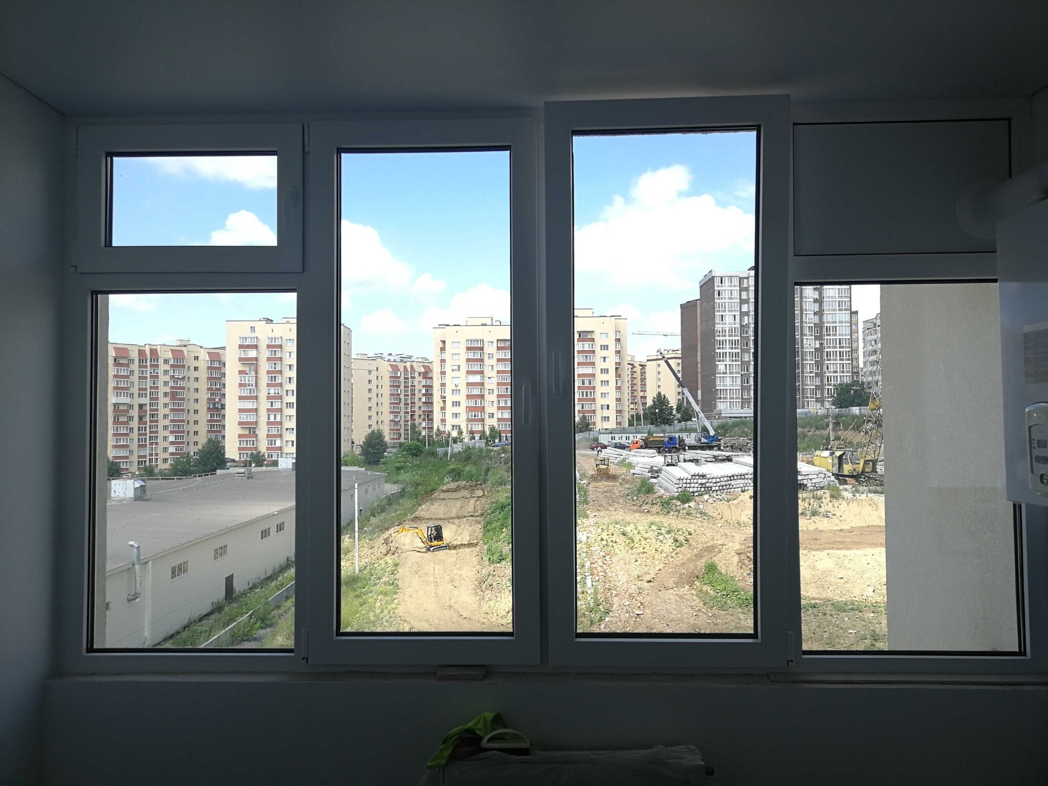 Продажа 2-комнатной квартиры 80 м², Староконстантиновское шоссе