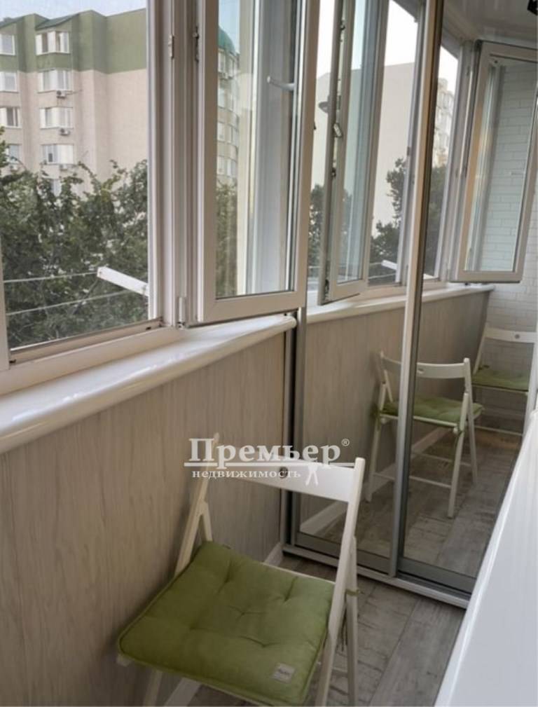 Продаж 2-кімнатної квартири 61 м², Архітекторська вул.