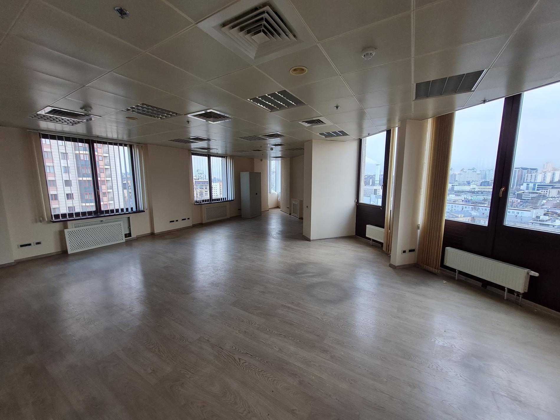 Оренда офісу 141 м², Тараса Шевченка бул., 33Б