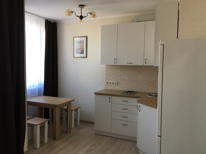 Продаж 1-кімнатної квартири 40 м², Харківське шосе