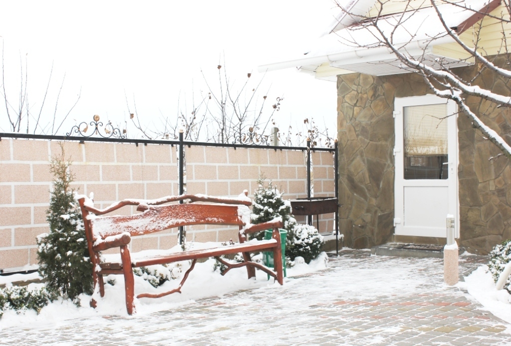 Будинок подобово 96 м², Київська вул.