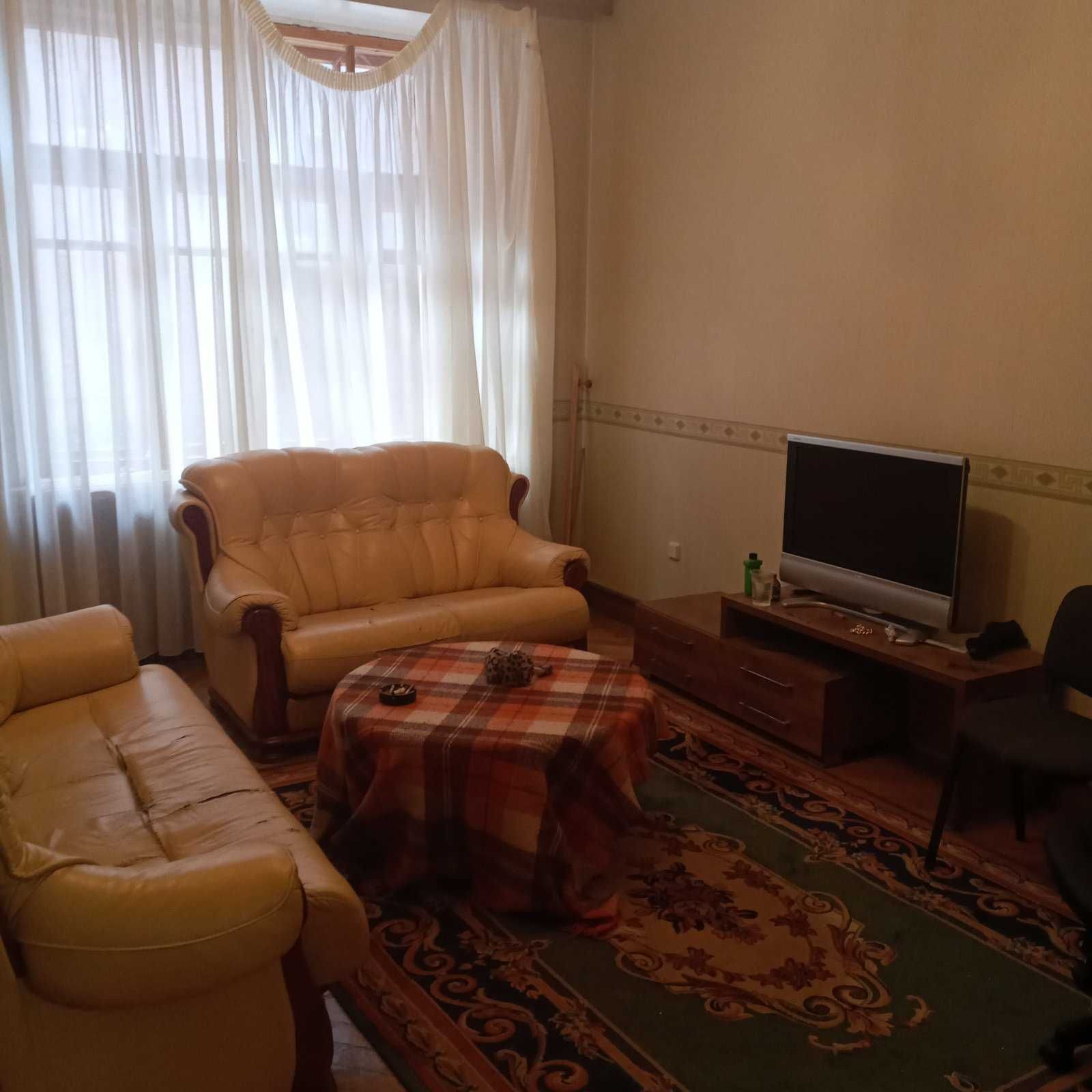 Оренда 3-кімнатної квартири 73 м², Сумська вул., 69, 18