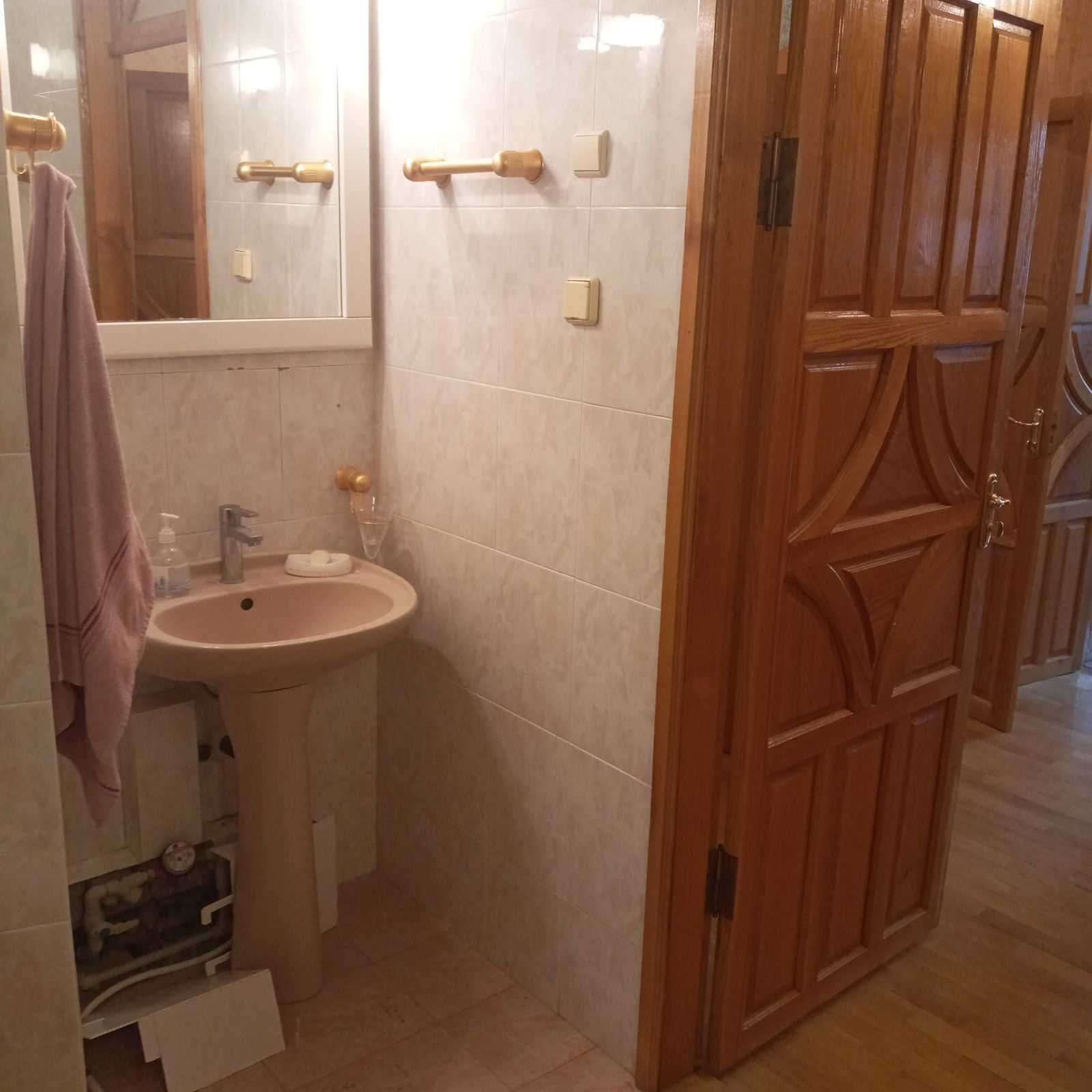 Оренда 3-кімнатної квартири 73 м², Сумська вул., 69, 18