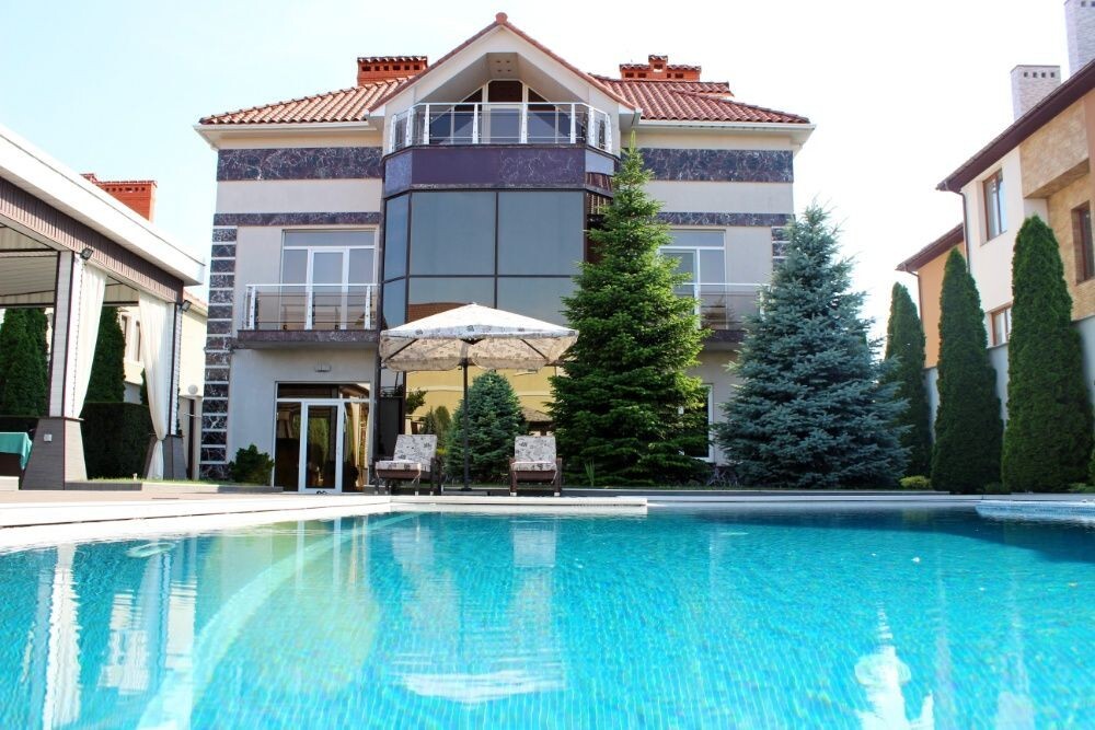 Оренда будинку 700 м², Абрикосова вул., 59