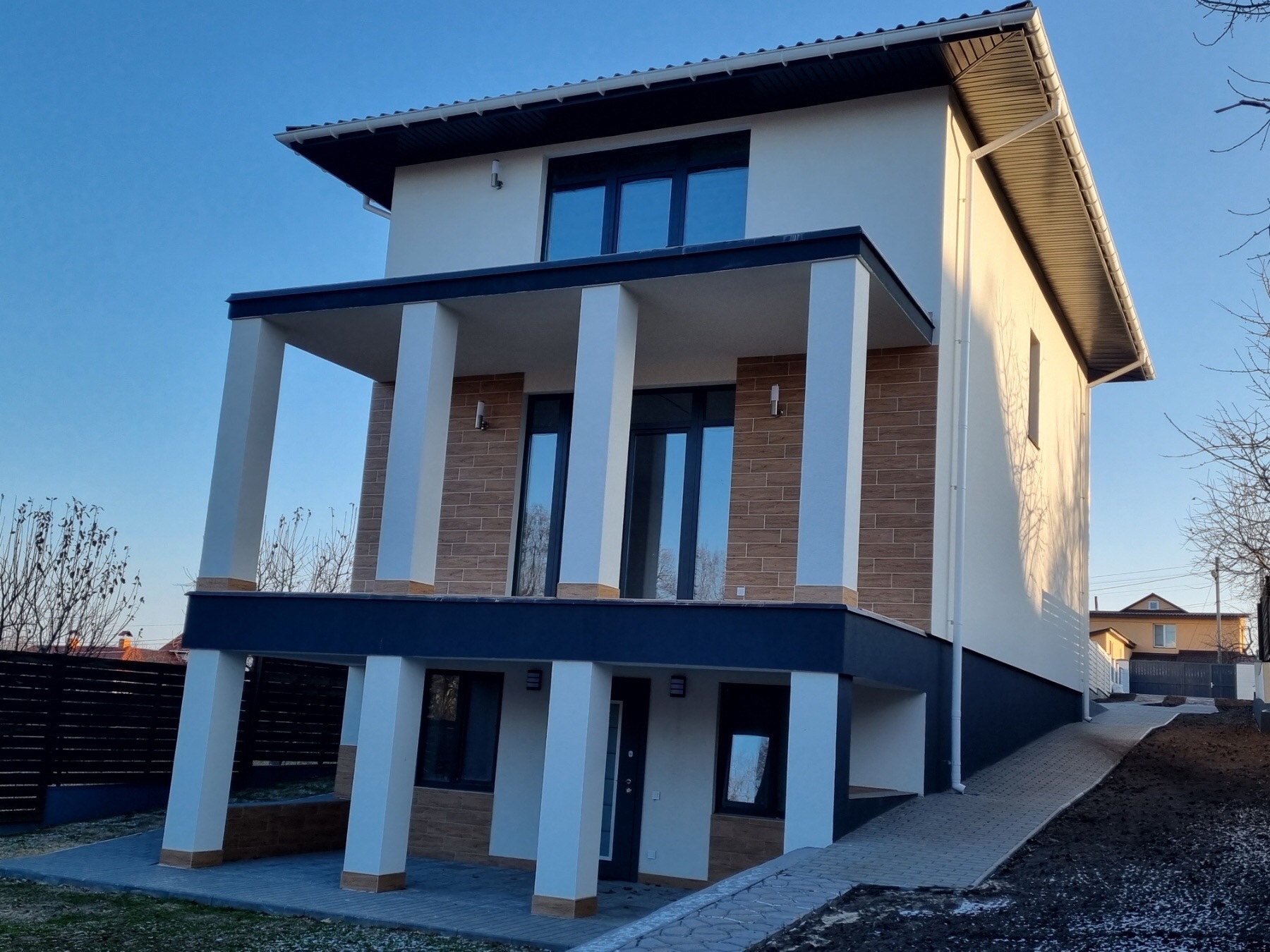 Продаж будинку 145 м²