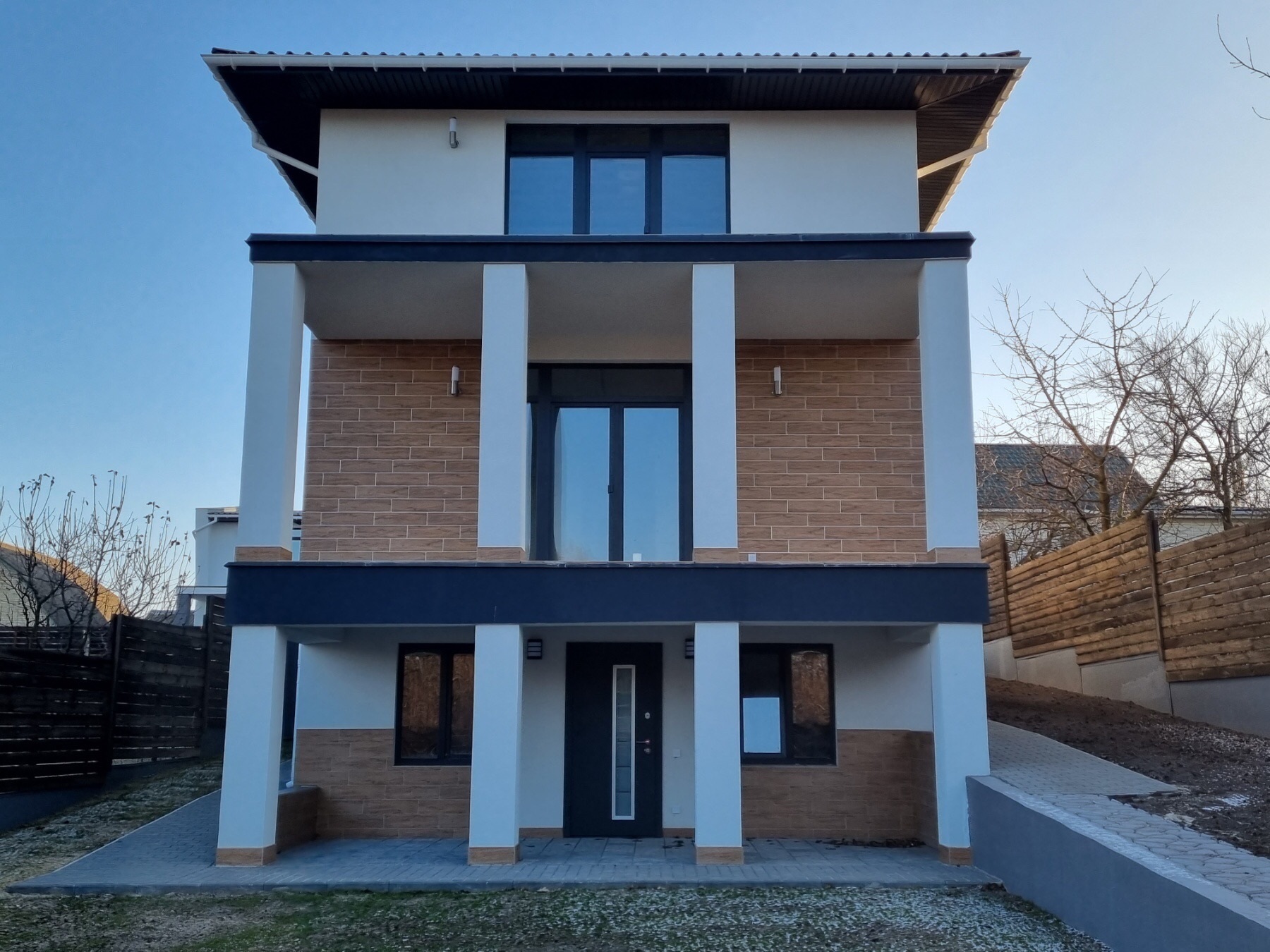 Продаж будинку 145 м²