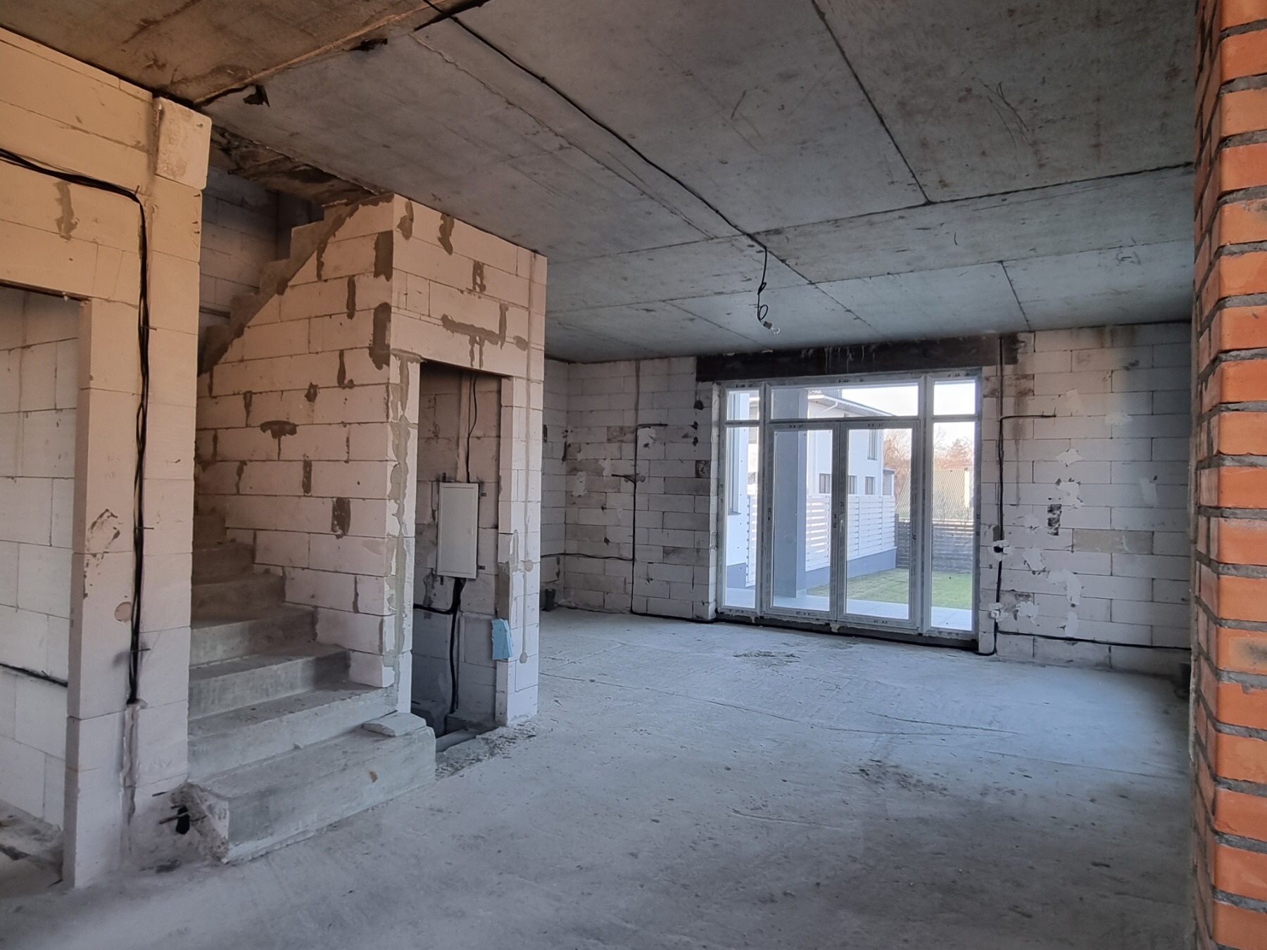 Продаж будинку 145 м²