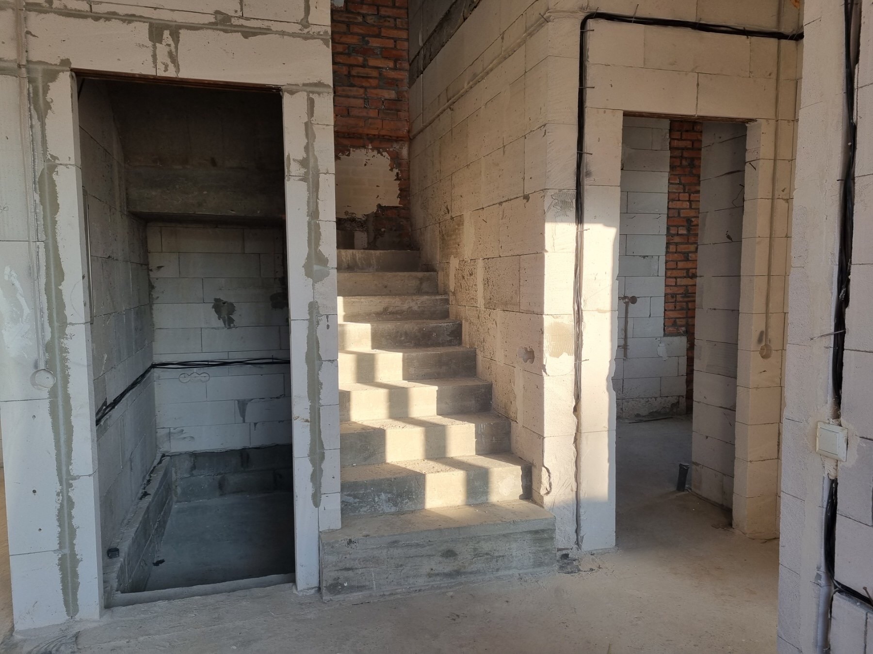 Продаж будинку 145 м²