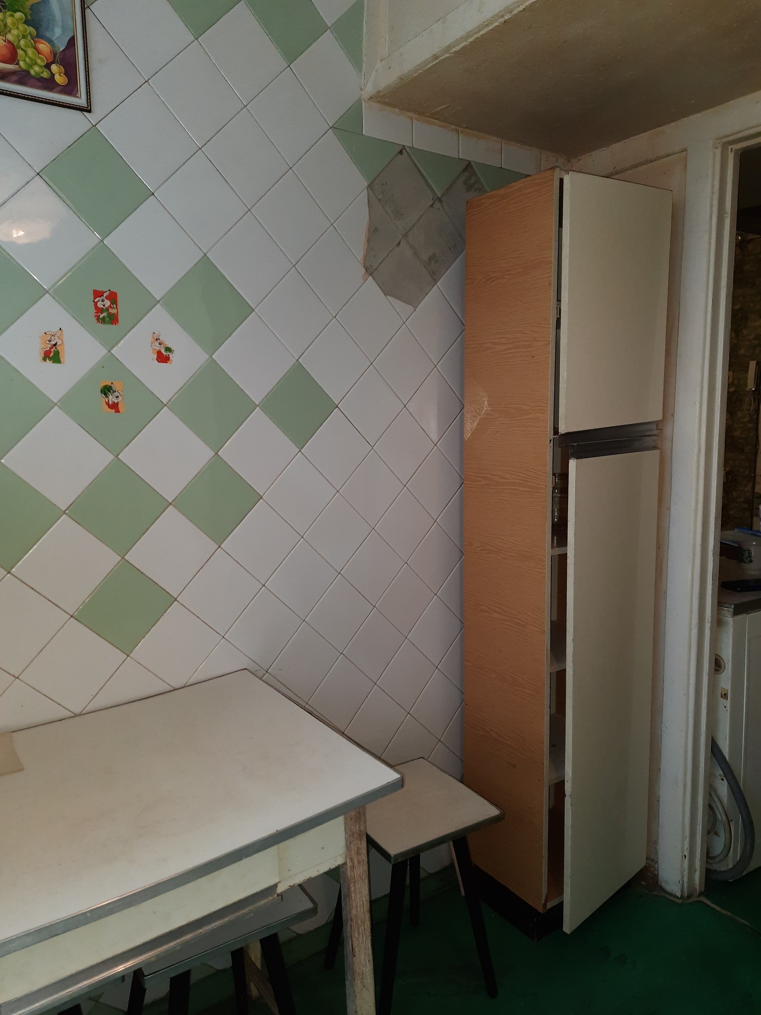 Продажа 3-комнатной квартиры 64 м², Героев Труда ул.