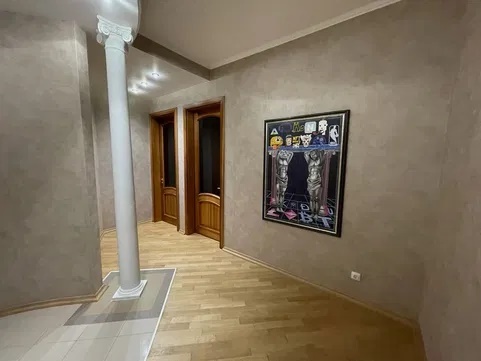 Продажа 3-комнатной квартиры 173 м², Паторжинского ул., 14