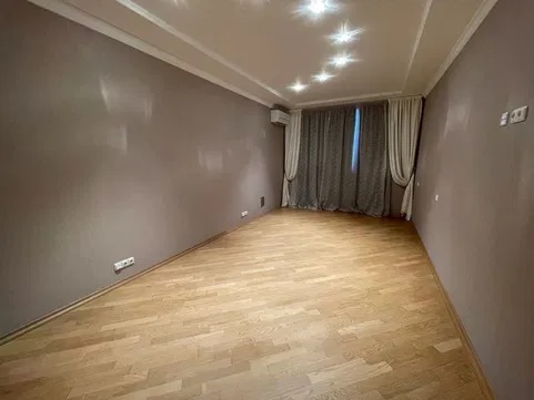 Продаж 3-кімнатної квартири 173 м², Паторжинського вул., 14