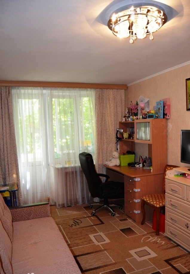 Продажа 1-комнатной квартиры 32 м², Александра Поля просп.