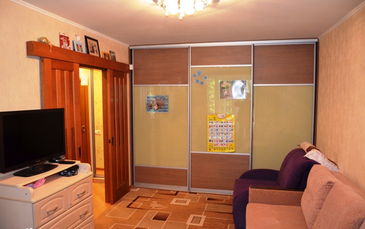Продажа 1-комнатной квартиры 32 м², Александра Поля просп.