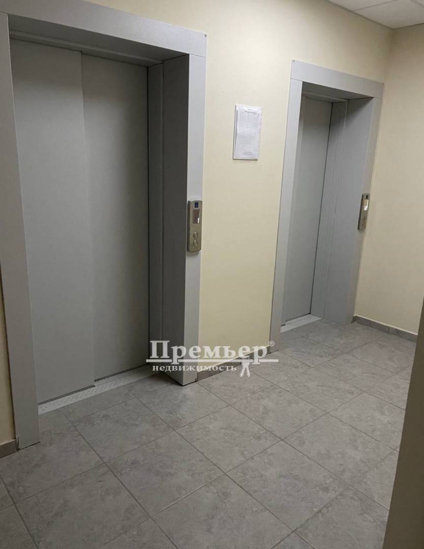 Продажа 3-комнатной квартиры 98 м², Люстдорфская дор.