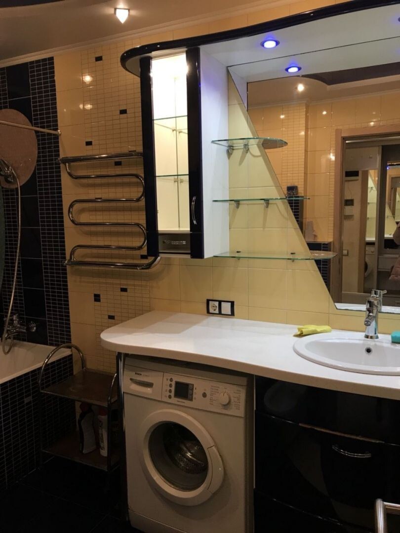 Аренда 3-комнатной квартиры 65 м², Валентиновская ул., 18