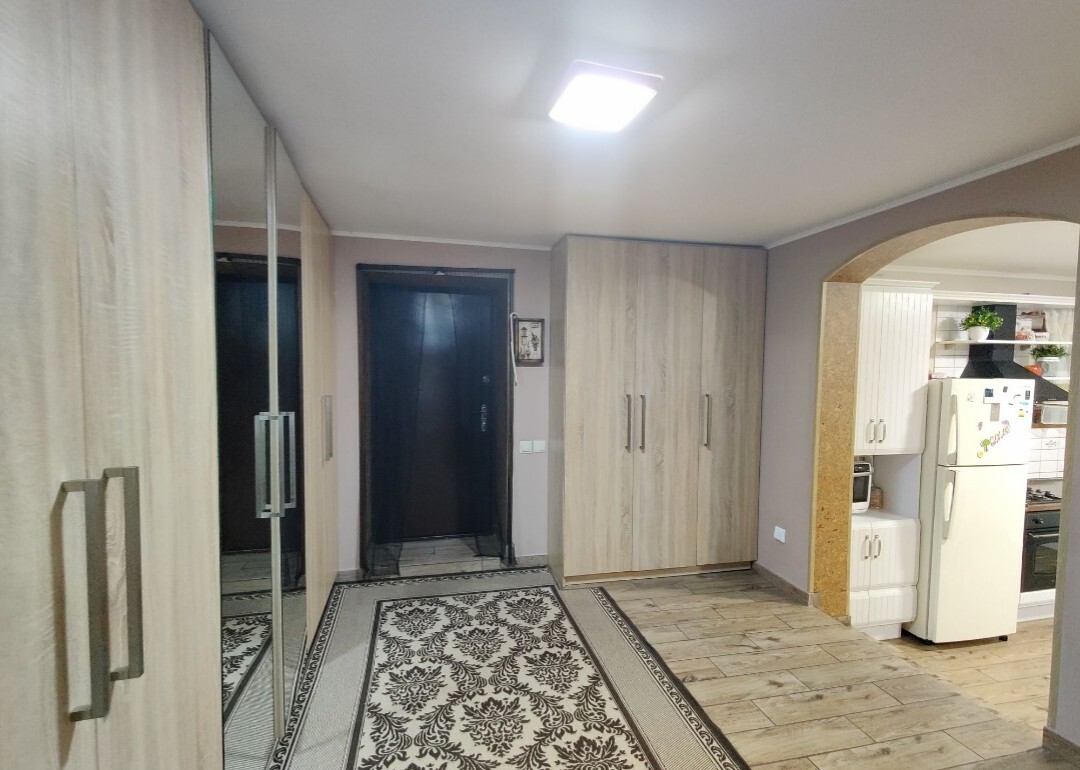 Оренда будинку 240 м², 1-а Озерна вул.