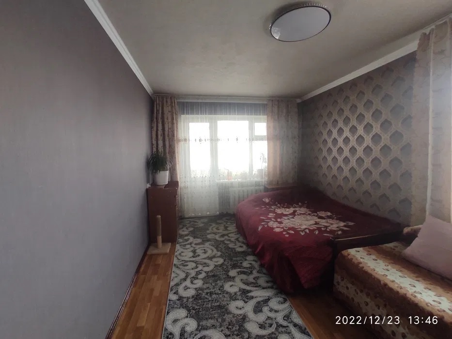 Продаж 2-кімнатної квартири 54 м², Європейська (Жовтнева) вул.