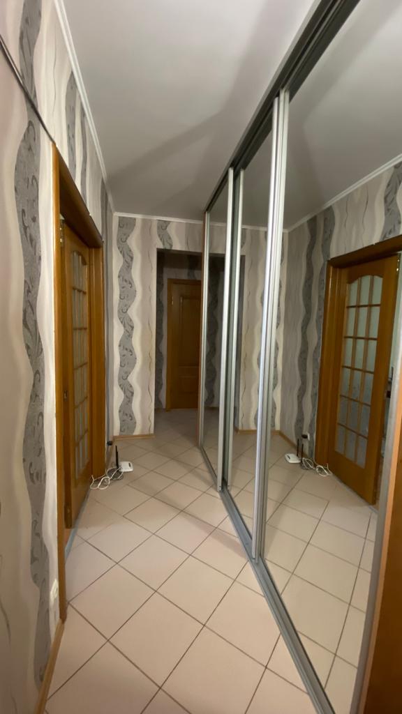 Продаж 3-кімнатної квартири 64 м², Добровольского просп., 75