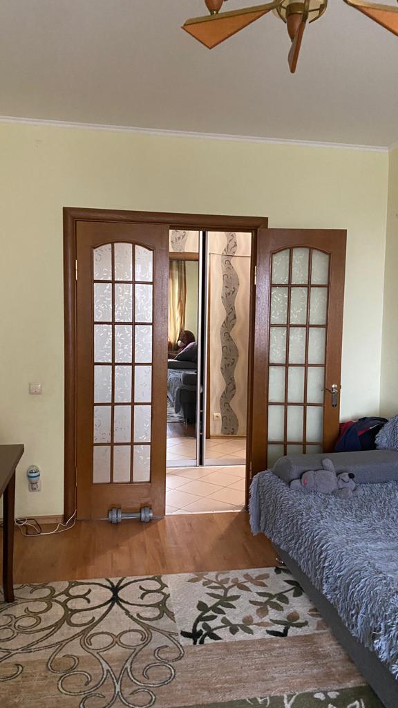 Продаж 3-кімнатної квартири 64 м², Добровольского просп., 75