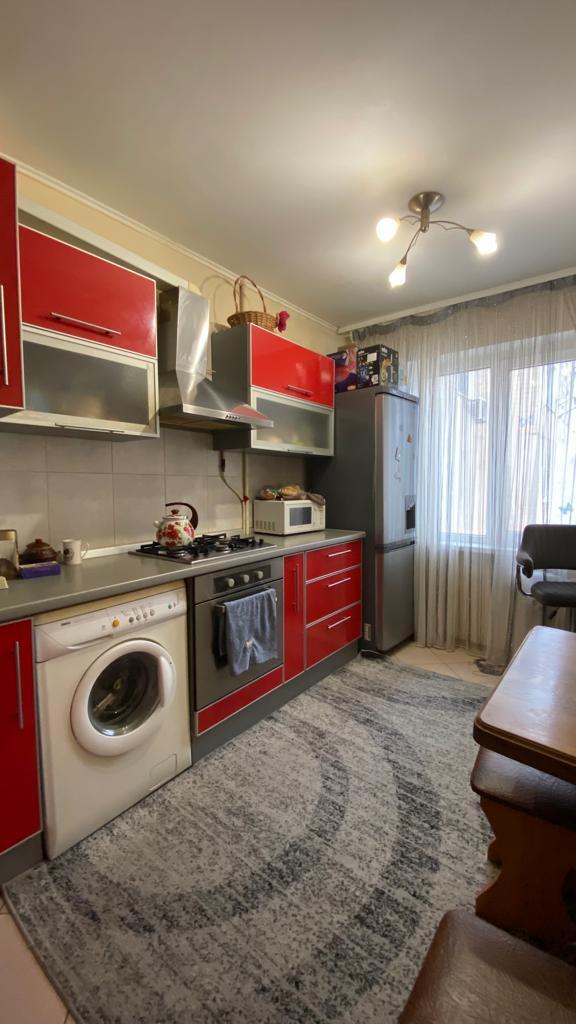 Продажа 3-комнатной квартиры 64 м², Добровольского просп., 75