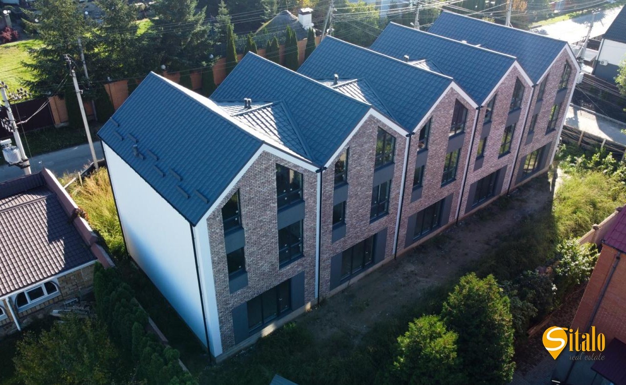 Продаж будинку 140 м²