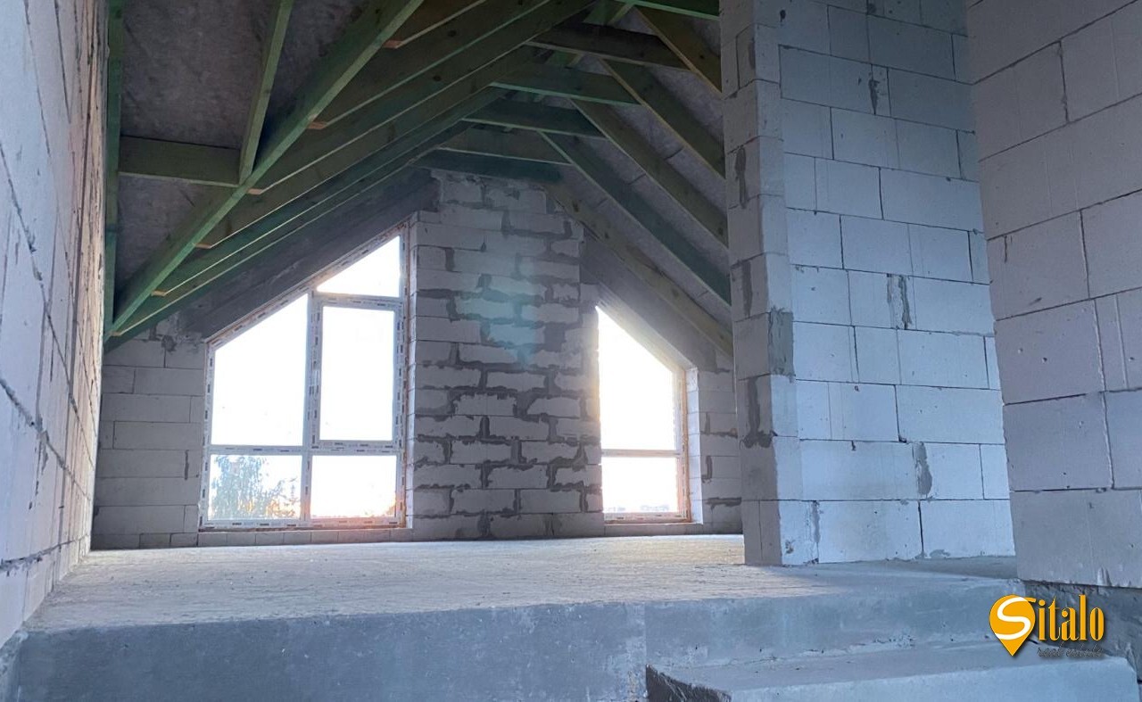 Продаж будинку 140 м²