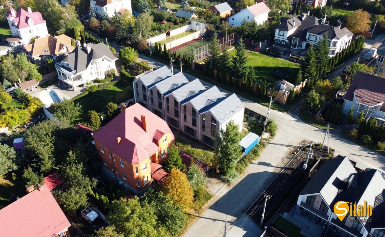 Продаж будинку 140 м²