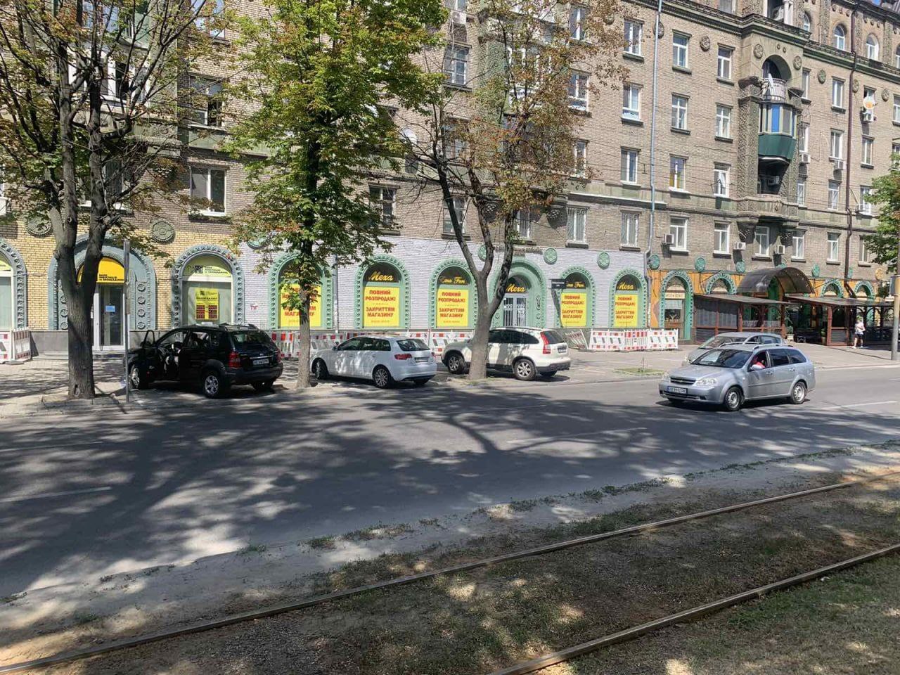 Оренда комерції 208 м², Дмитрія Яворницького просп., 88