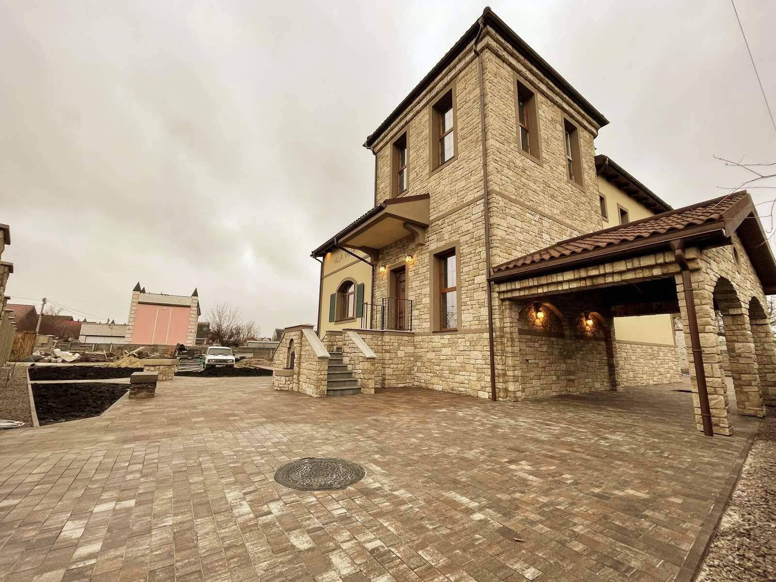 Продаж будинку 300 м², 3-я Озерна вул.