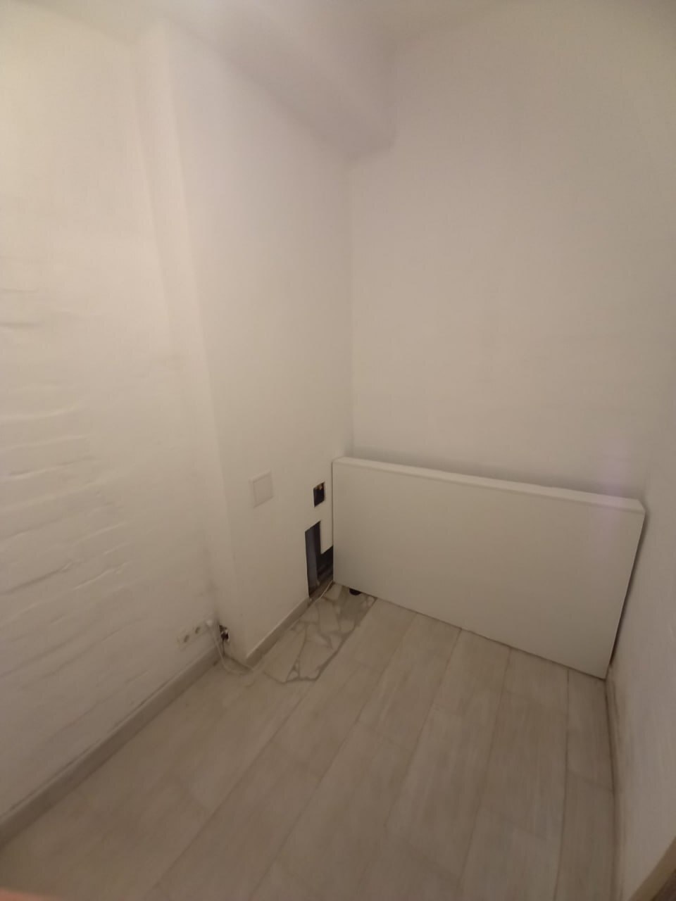 Аренда коммерции 97 м², Крутогорный спуск, 2