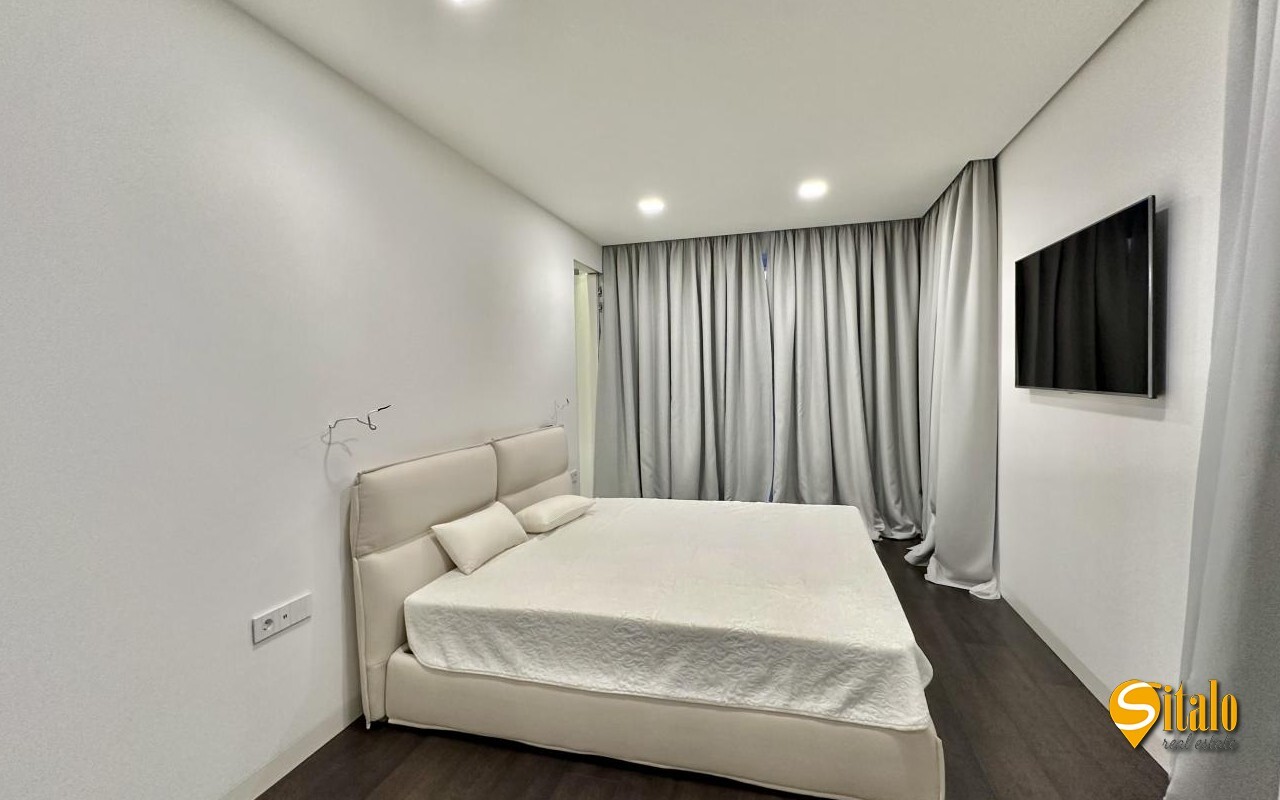 Продажа дома 240 м², 1-я Озерная ул.