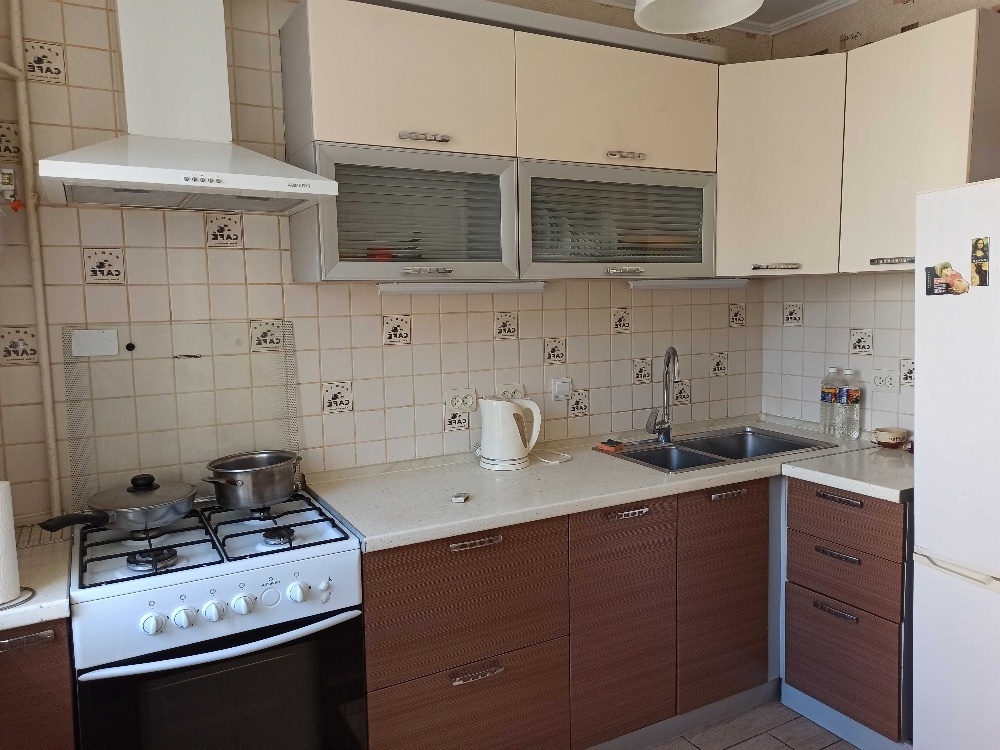 Оренда 2-кімнатної квартири 50 м², Тополь 2 вул., 34