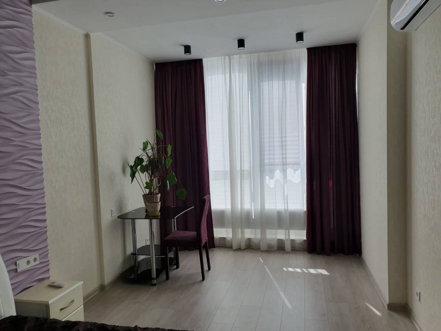 Продажа 1-комнатной квартиры 52 м², Академика Королева ул.