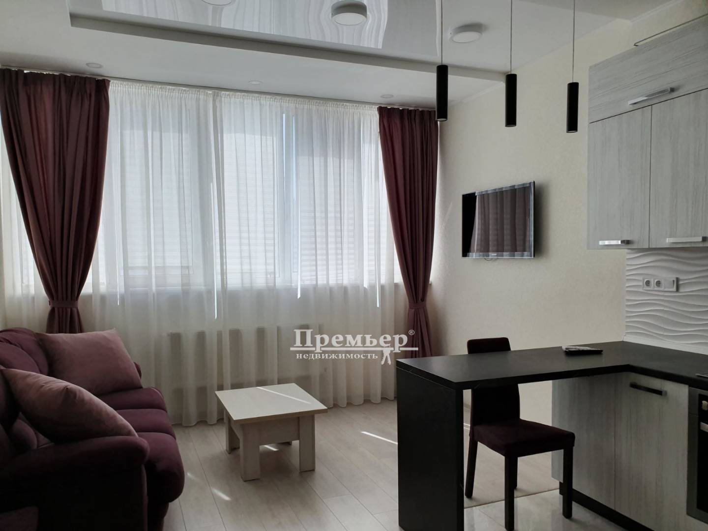 Продаж 1-кімнатної квартири 52 м², Академіка Корольова вул.