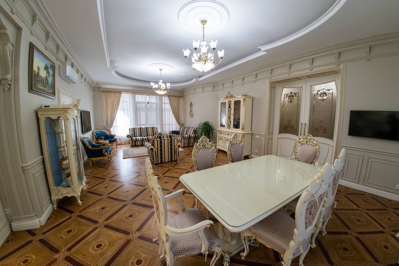 Продажа дома 650 м², Каманина ул., 4