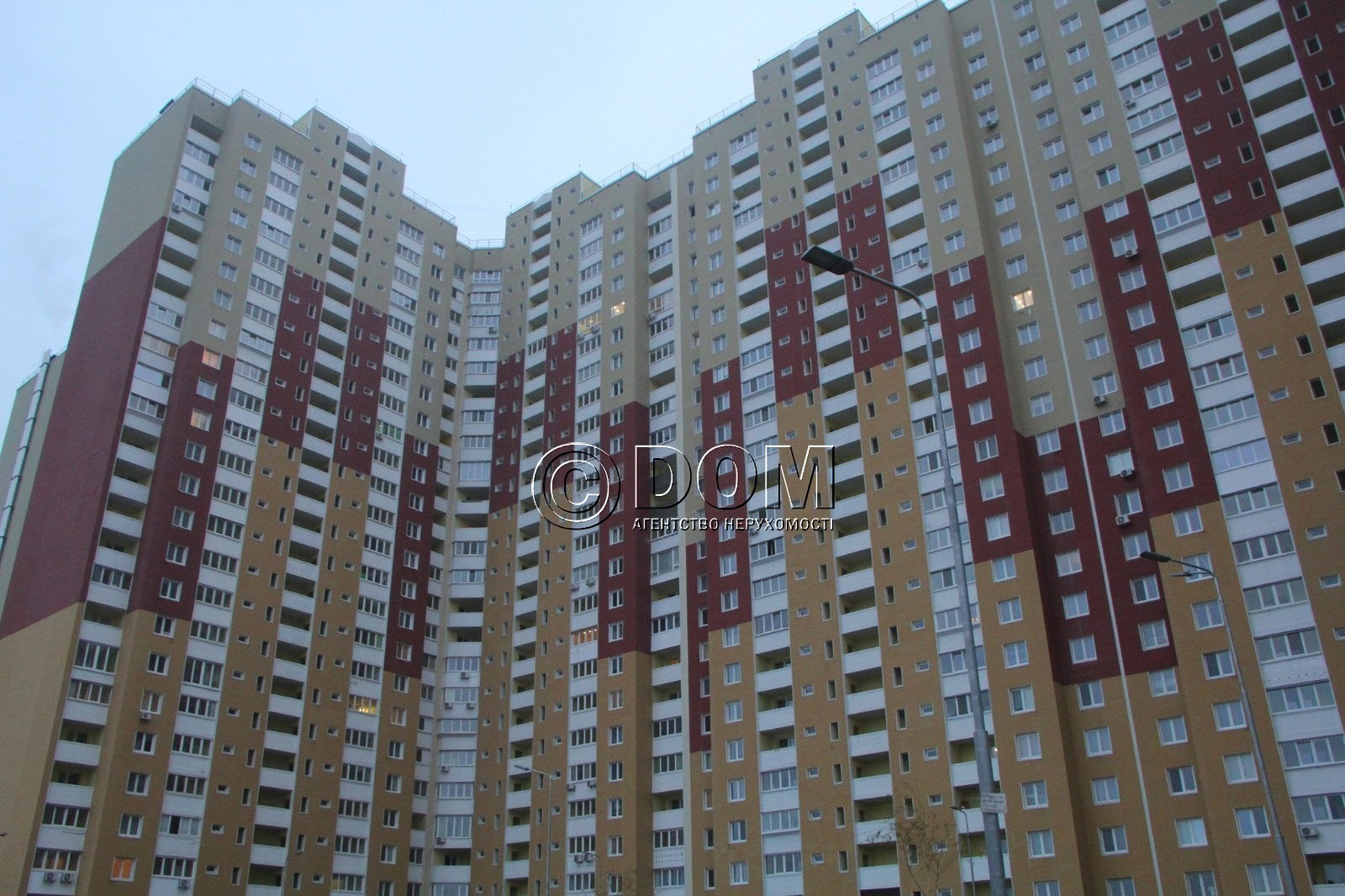 Продаж 3-кімнатної квартири 95 м², Сергія Данченка вул.