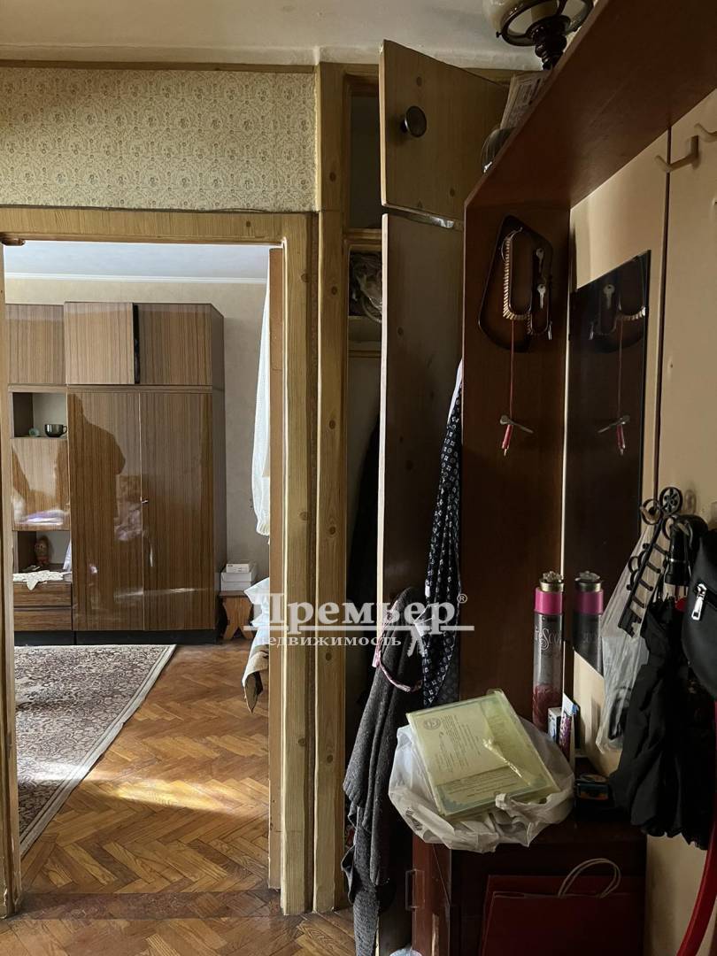 Продаж 1-кімнатної квартири 33 м², Академіка Заболотного вул.