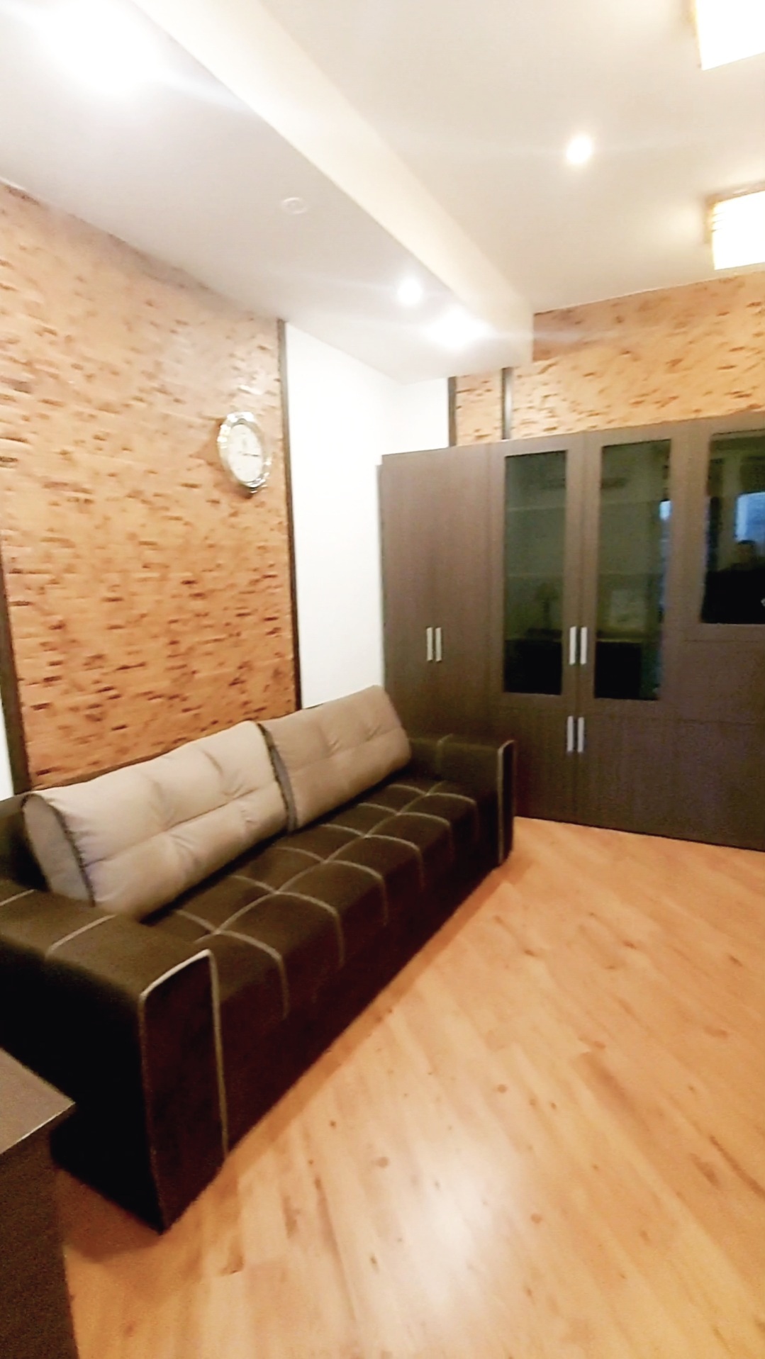 Аренда 5-комнатной квартиры 247 м², Мечникова ул., 10/2