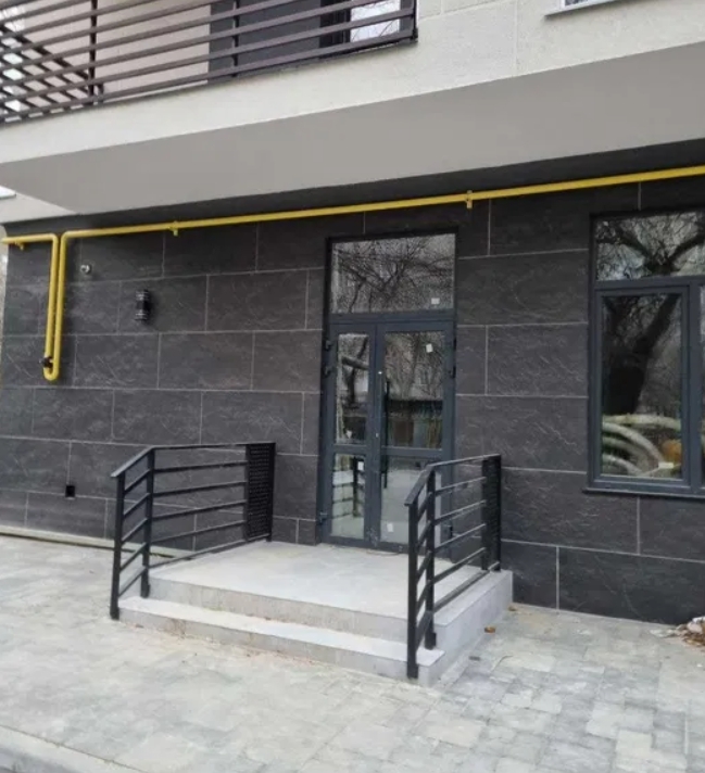 Оренда приміщення вільного призначення 112 м², Краснова вул.