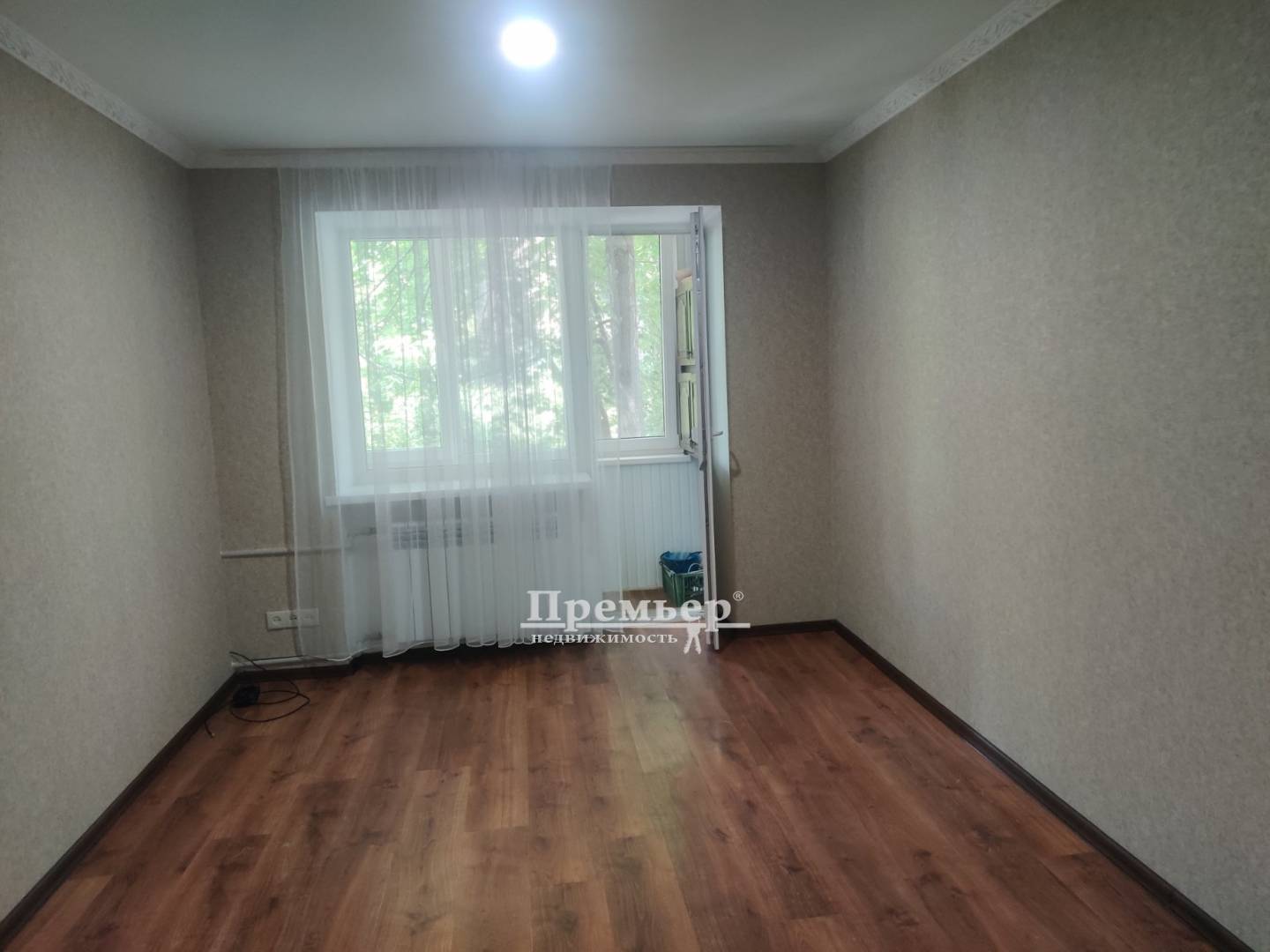 Продажа 2-комнатной квартиры 43 м², Комарова Космонавта ул.