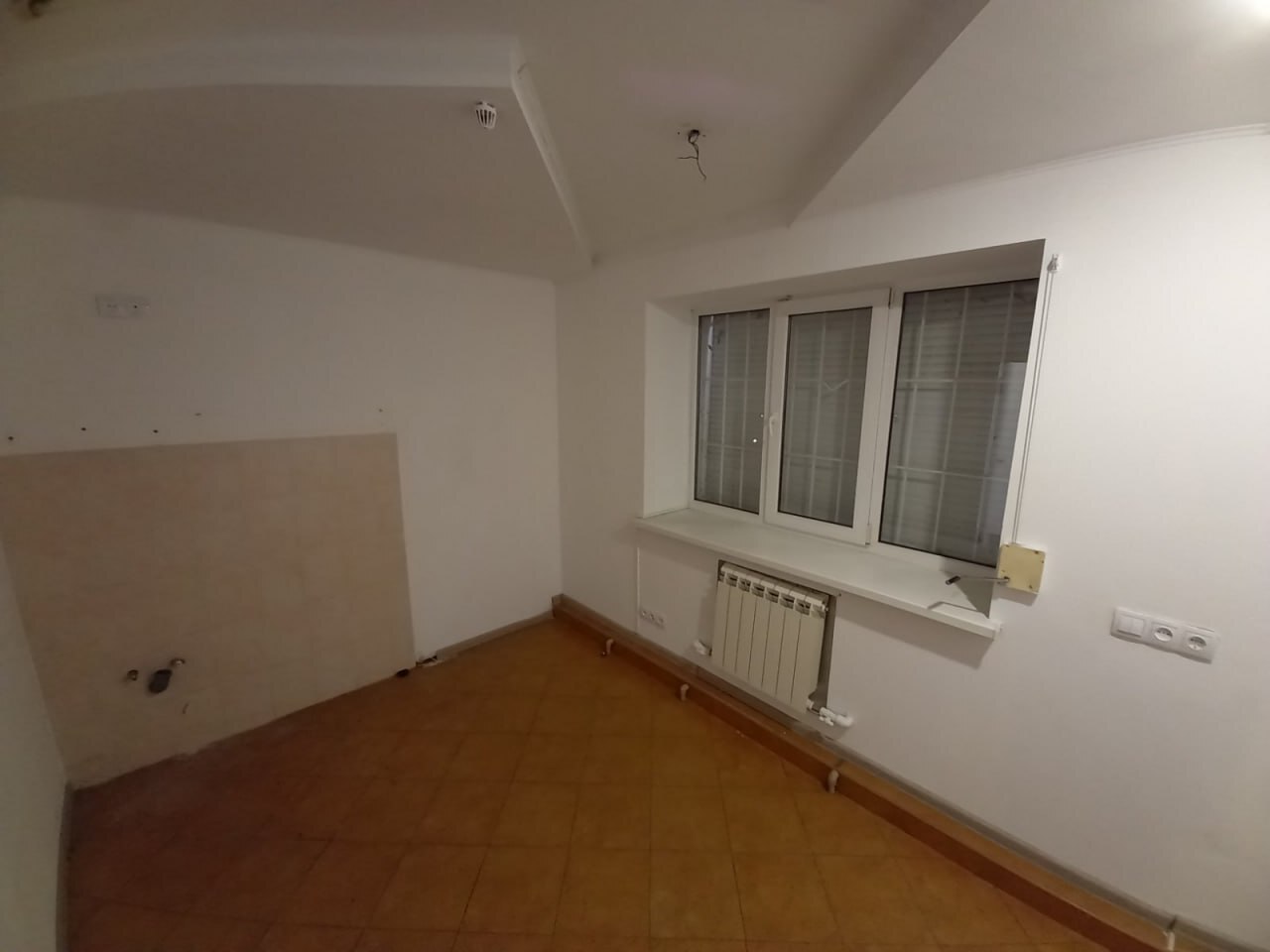 Аренда коммерции 40 м², Александра Поля просп., 72