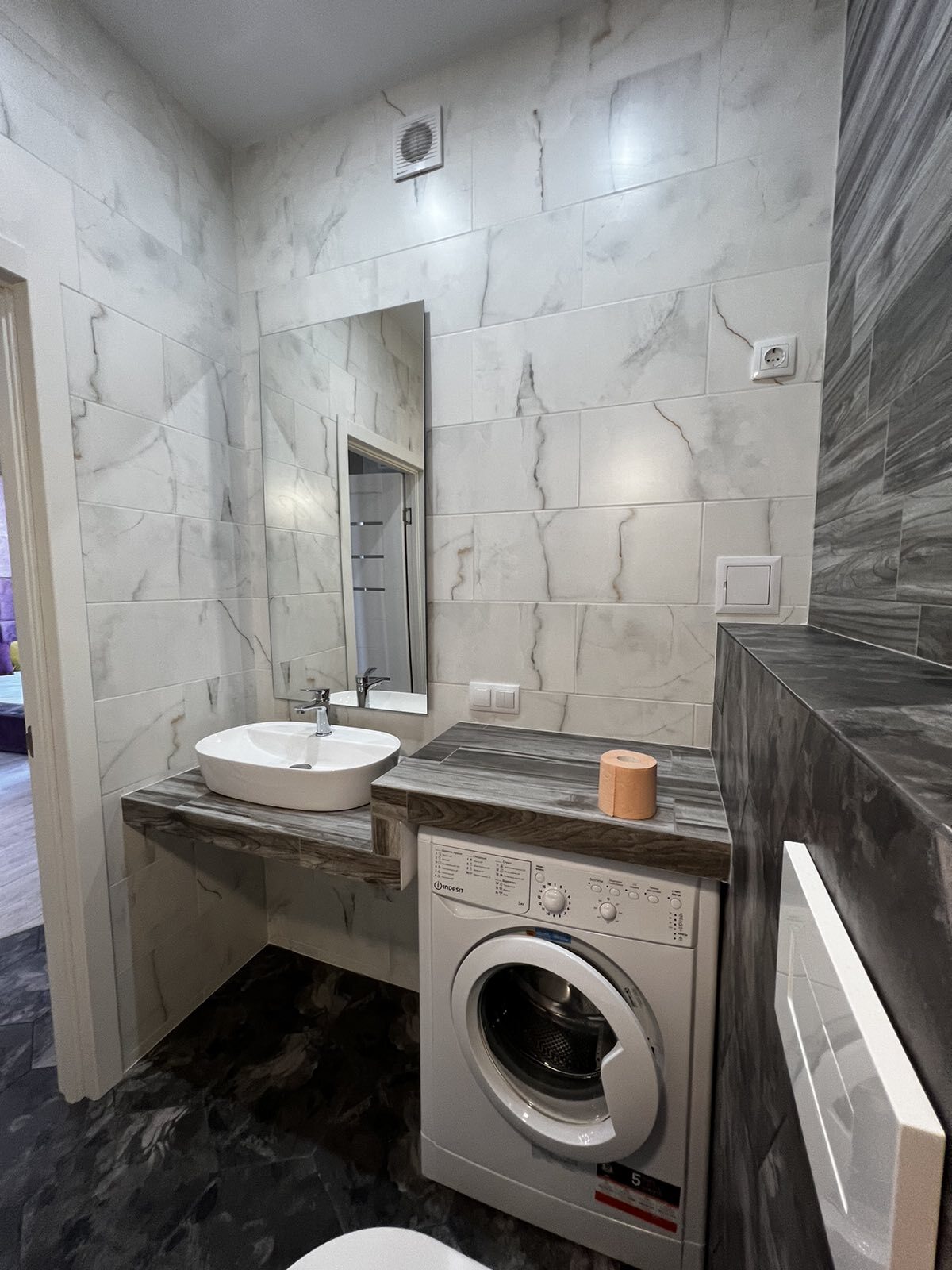Продажа 1-комнатной квартиры 42 м², Каманина ул., 16А/4