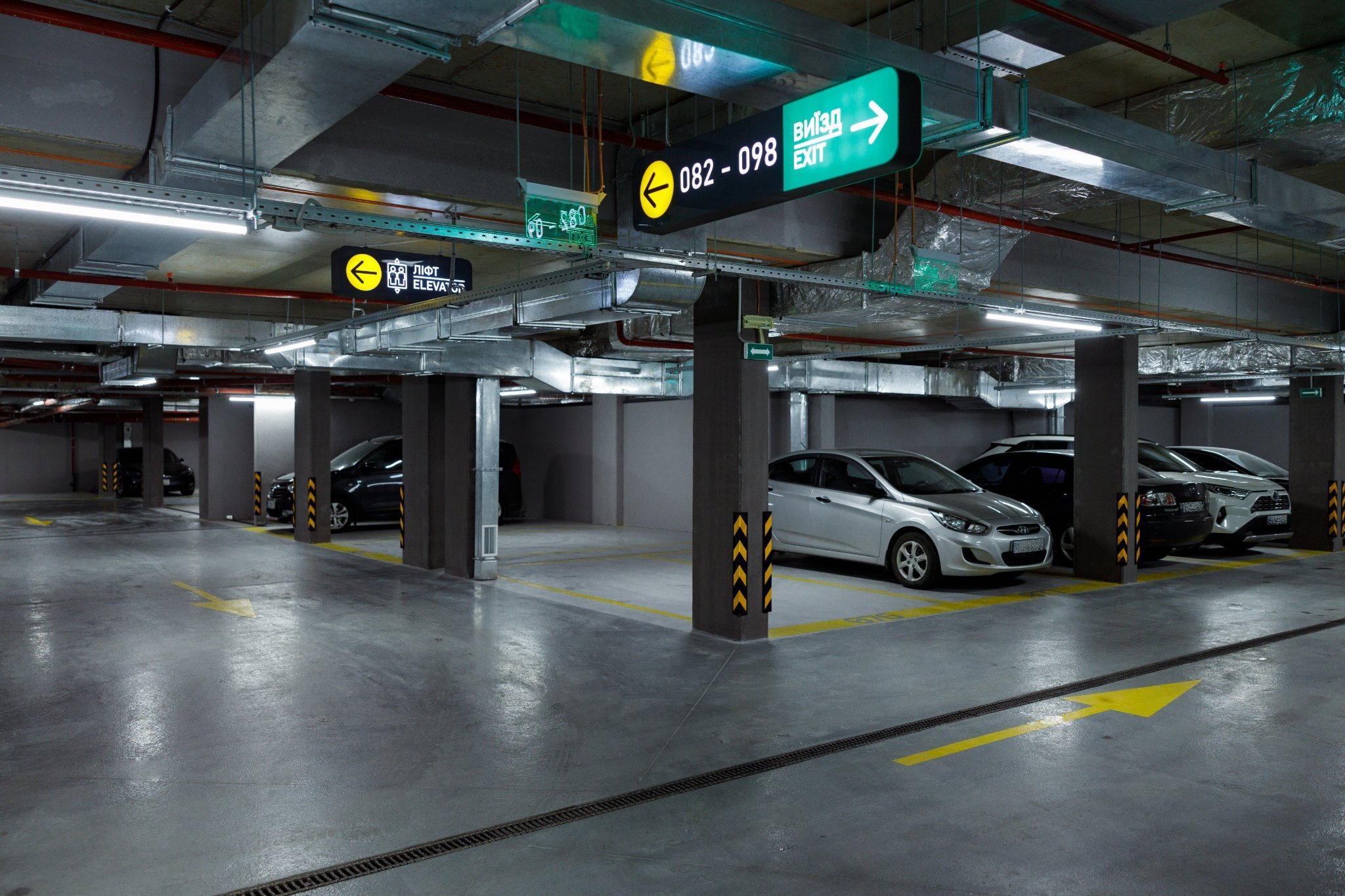 Оренда офісу 112 м², Зелена вул., 151А