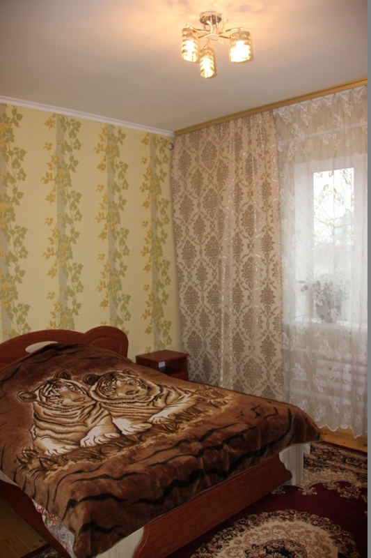 Продаж будинку 180 м²