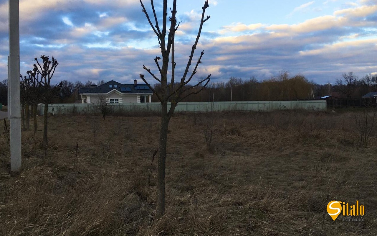 Продаж ділянки під індивідуальне житлове будівництво 25 соток